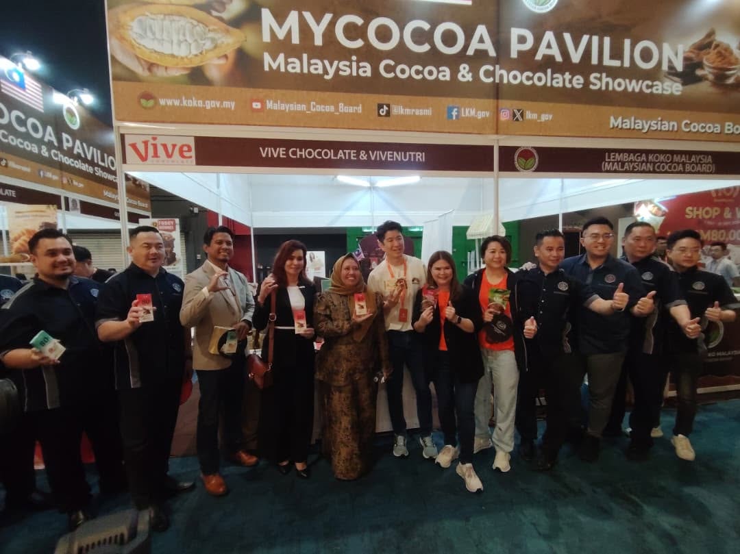 Official visit to the Vive Chocolate booth at Tastefully Food Expo 2026, Johor Bahru